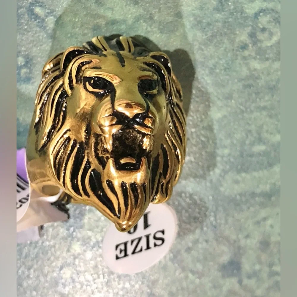 Lion head men’s brass look ring size‎ 10 brand new